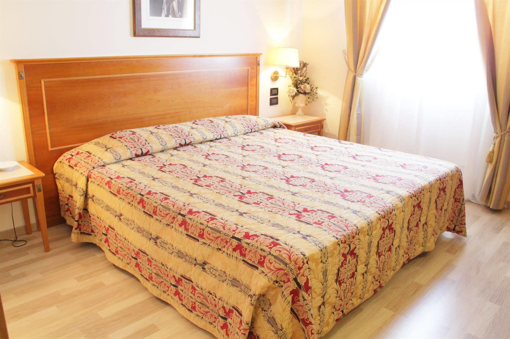 Hotel Michelangelo Sassuolo Eksteriør billede
